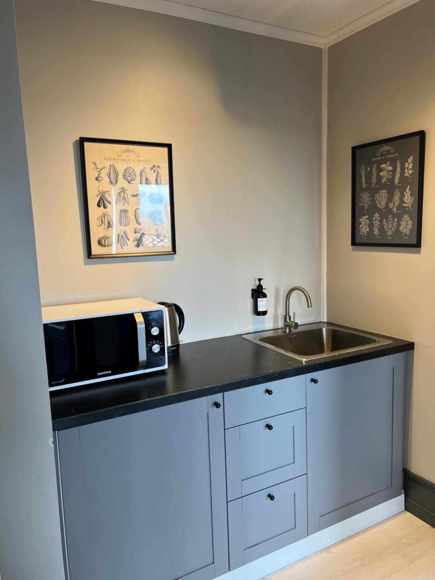 The Greyhouse "Small Apartment" Hofn Ngoại thất bức ảnh